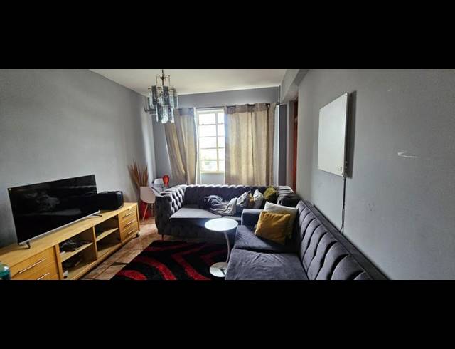 2 BEDROOM APARTMENT FOR SALE IN FOREST HILL